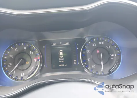 2015 Chrysler 200 S из США, поврежденный, VIN 1C3CCCBG5FN613392